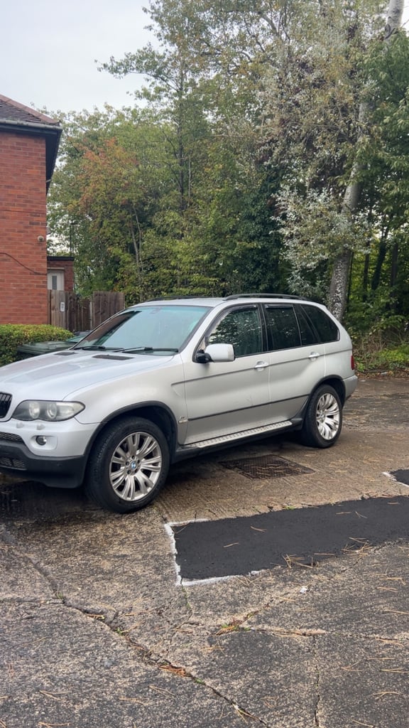 BMW e53 X5 breaking 