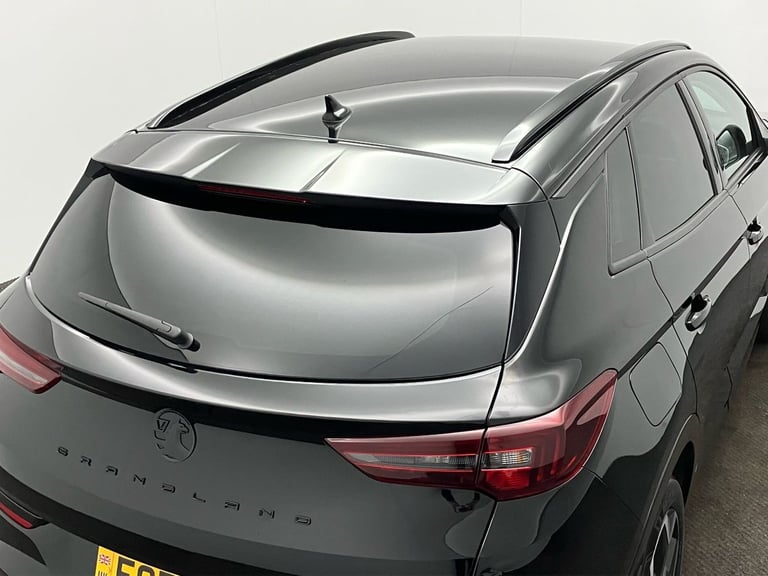 2022 Vauxhall Grandland 1.2 Turbo Ultimate 5dr Hatchback PETROL Manual