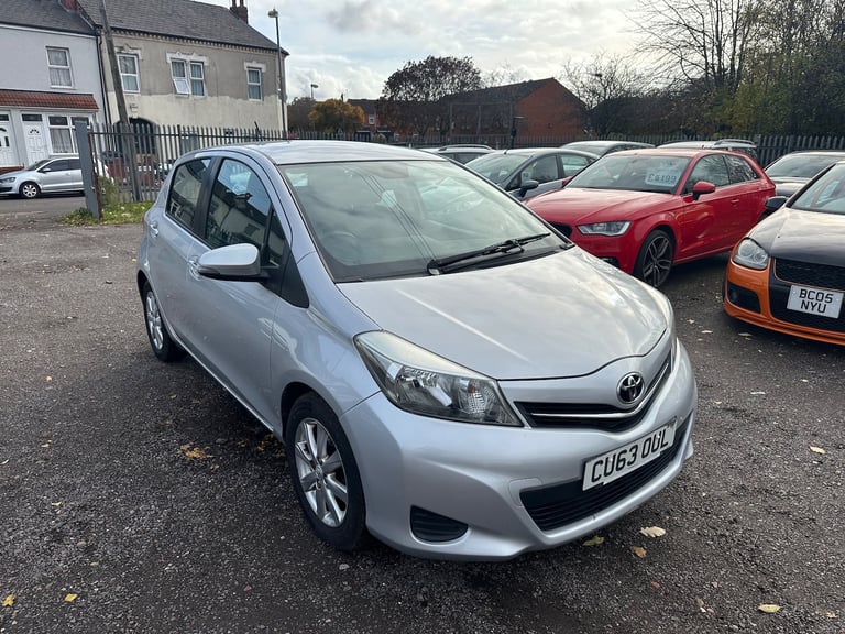 2013 Toyota Yaris 1.33 Dual VVT-i TR Hatchback 5dr Petrol Manual Euro 5 (101 ps)