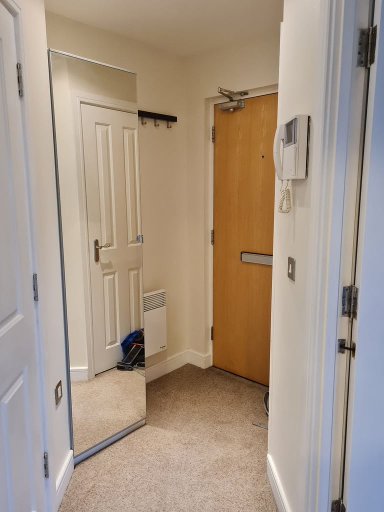 Immaculate 1 Bed Flat, Oceana Boulevard, SO14