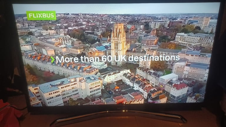 FREE DELIVERY excellent 39 BUSH LED SMART TV HDR HD ready Freeveiw channels inbuilt 