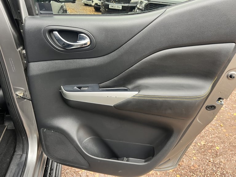 NISSAN NAVARA 2.3 dCi N-Guard 2019