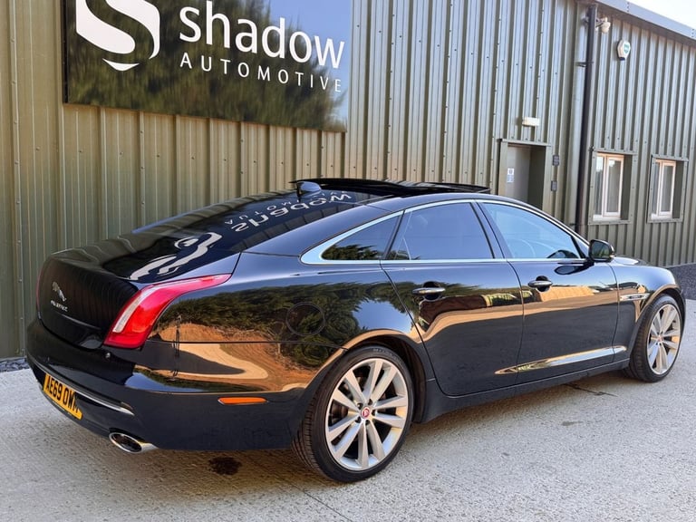 2019 Jaguar XJ 3.0d V6 XJ50 Saloon 4dr Diesel Auto Euro 6 (s/s) (300 ps) Saloon Diesel Automatic