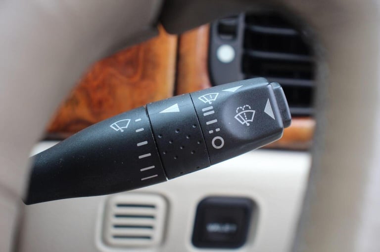 JAGUAR XK8 4.0 2dr 2001