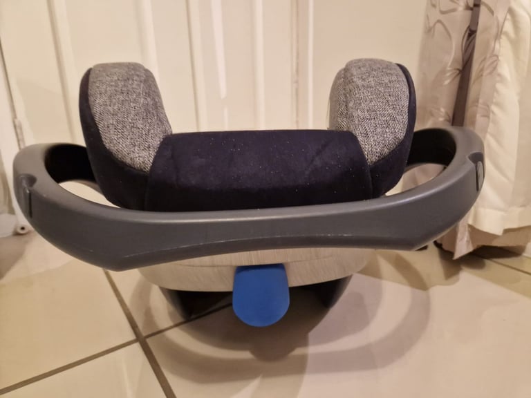 Oyster car seat