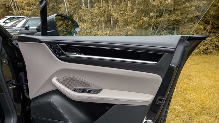 2025 Porsche Macan 300kW 4 100kWh 5dr Auto ESTATE ELECTRIC Automatic