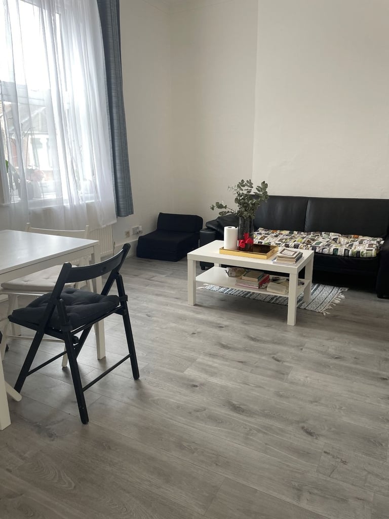 Brand new 3 double bedroom house for rent  in ENFIELD, ideally located by station and local shops