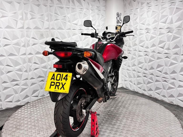 2014 Suzuki VStorm 650 | *WARRANTY PROVIDED*