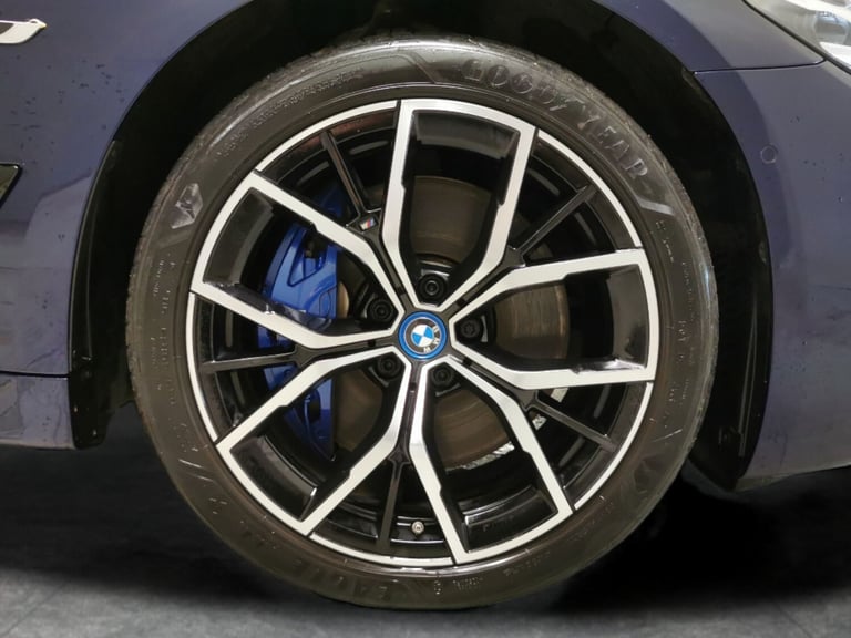 2021 BMW 5 Series 545e xDrive M Sport 4dr Auto SALOON PETROL/ELECTRIC Automatic