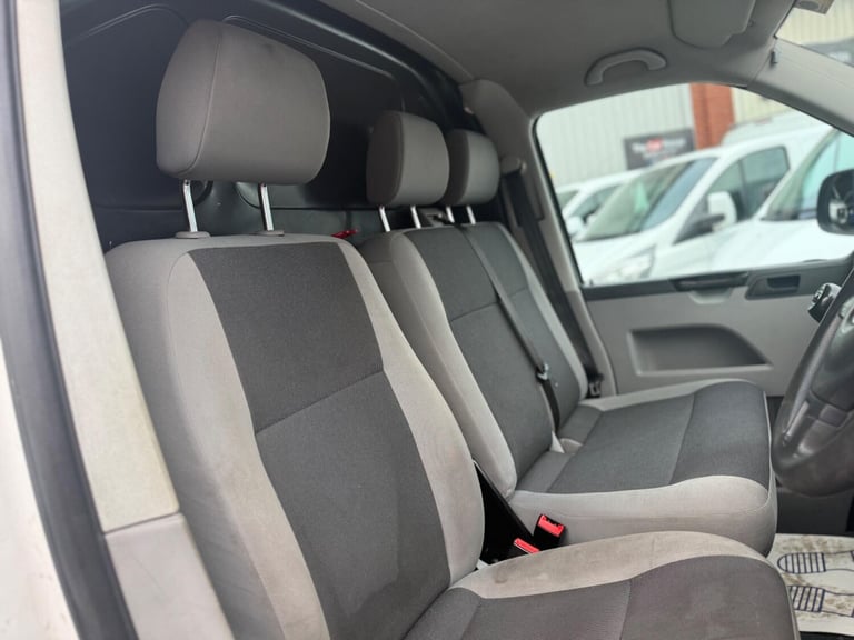 2015 Volkswagen Transporter 2.0 TDI 102PS Startline Van PANEL VAN DIESEL Manual