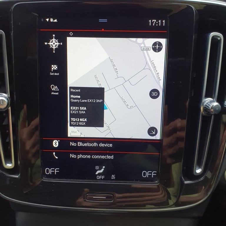 2020 70 VOLVO XC40 2.0 B4 INSCRIPTION MHEV 5D 195 BHP