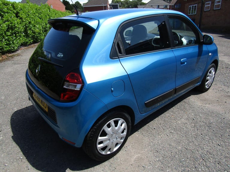 2016 Renault Twingo 1.0 SCe Play Euro 6 5dr HATCHBACK Petrol Manual