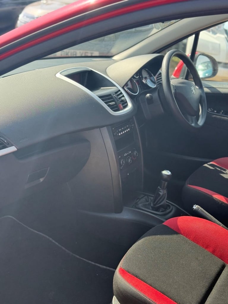 2010 Peugeot 207 1.4 HDi Verve Euro 4 3dr Hatchback Diesel Manual - Image 15