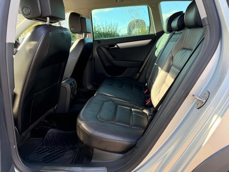 2013 Volkswagen Passat 2.0 TDI Bluemotion Tech 4MOTION 5dr ESTATE Diesel Manual