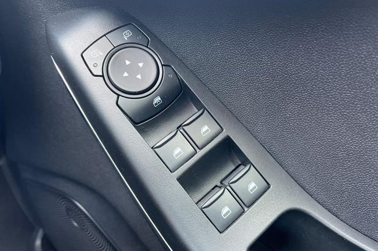 2023 Ford Fiesta 1.0 EcoBoost Titanium 5dr - **APPLE CARPLAY, - REAR SENSORS - AIR CON - TAK Hatc...