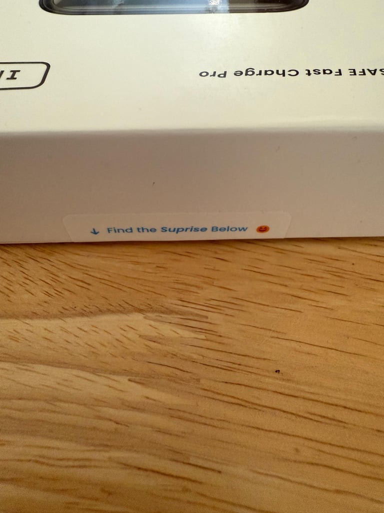 INIU B64 140W 27,000mAh fast charger portable charger