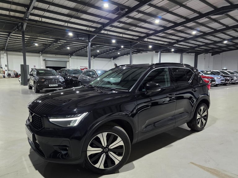 2022 Volvo XC40 1.5h T5 Recharge 10.7kWh Ultimate Dark Auto Euro 6 (s/s) 5dr ESTATE Petrol/Electr...
