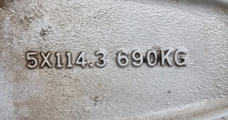 Toyota ESTIMA aloy wheels 