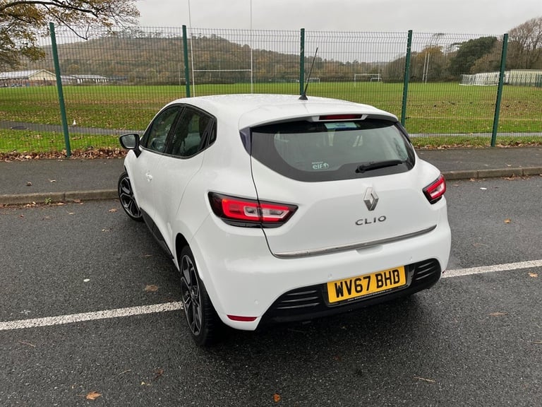 2017 Renault Clio 1.5 dCi 90 Dynamique S Nav 5dr Auto HATCHBACK DIESEL Automatic