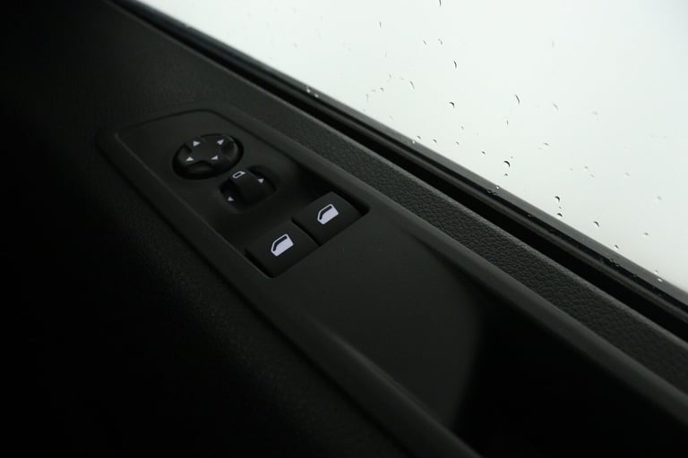 2025 Peugeot Expert PV Standard 1.5 BlueHDi 120 Professional S&amp;S MT6 Panel Van Diesel Manual