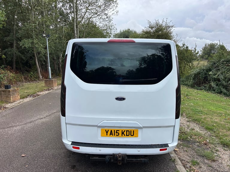 FORD TRANSIT TOURNEO LIMITED 9 SEATER MINIBUS 2015 LWB LONG MOT FULL SERVICE HISTORY