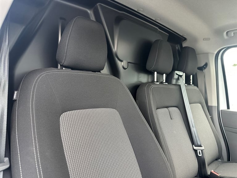  Volkswagen Transporter Panel Van 2.0 Tdi T28 Commerce Plus Panel Van 5dr