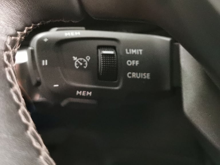 2021 Peugeot 5008 1.5 BlueHDi Allure 5dr HATCHBACK DIESEL Manual