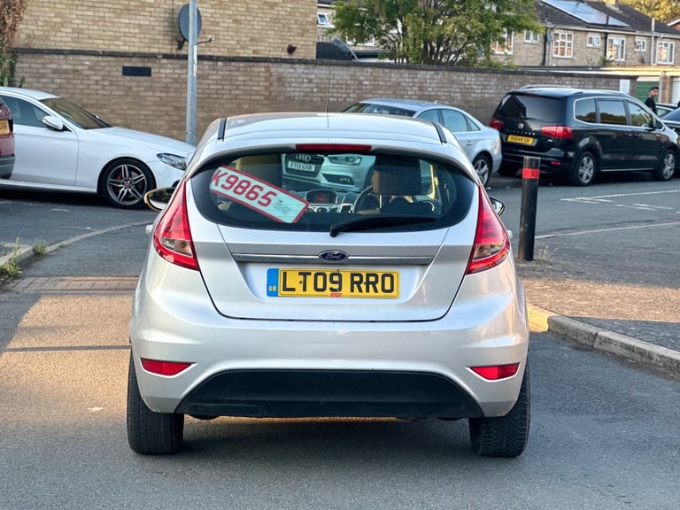 2009 Ford Fiesta 1.4 Zetec 5dr HATCHBACK Petrol Manual