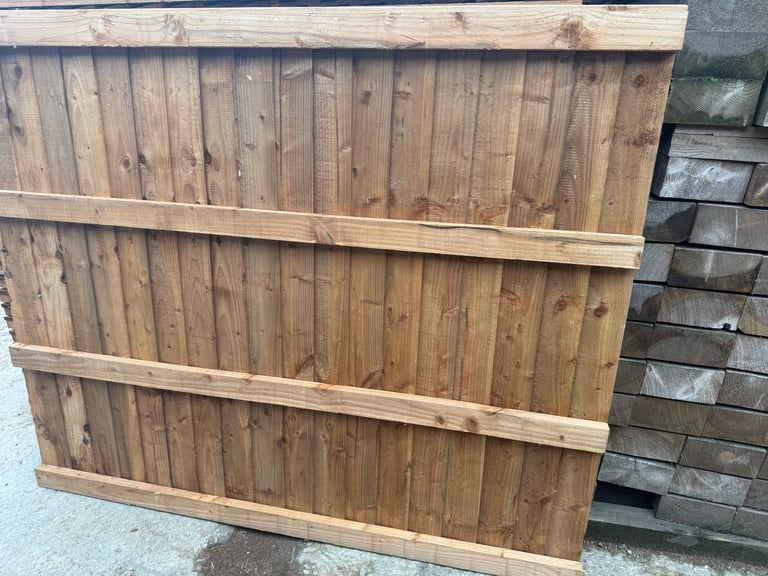 HEAVY DUTY Feather edge fence panels pressure treated brown