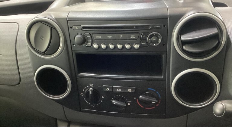 2010 Peugeot Partner Tepee 1.6 Urban 5dr MPV PETROL Manual