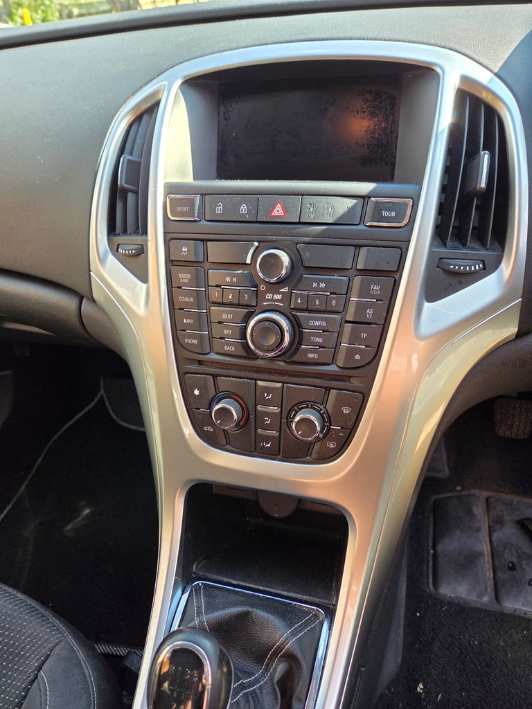 Vauxhall, ASTRA, Hatchback, 2010, Manual, 1598 (cc), 5 doors