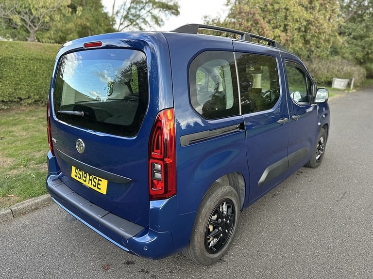 2019 Vauxhall Combo Life Turbo Design MPV Petrol Manual