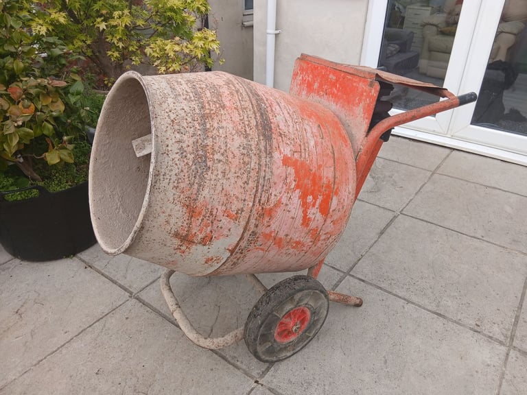 image for Cement mixer 