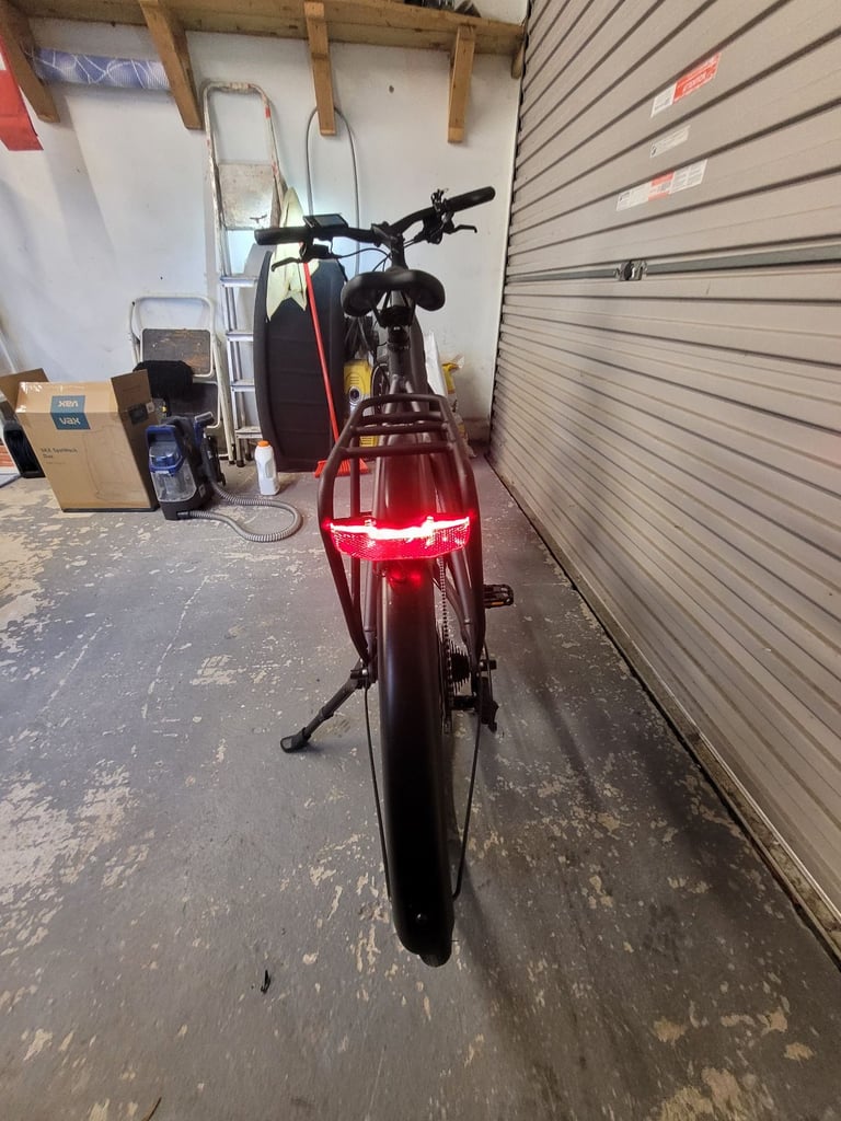Elops electric assist bike