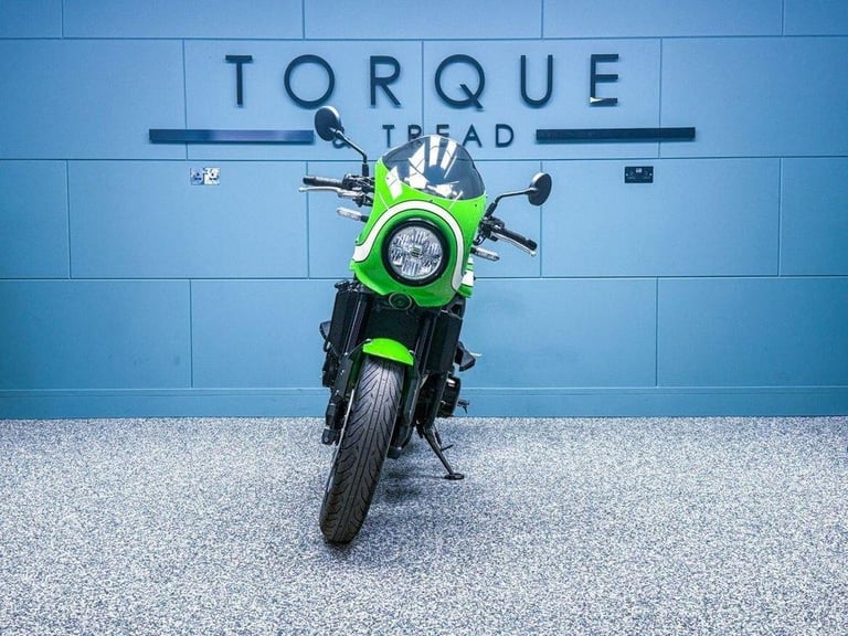 2018 18 KAWASAKI Z900 RS RS CAFE 900 SUPERNAKED - LOW MILES - MODERN CLASSIC