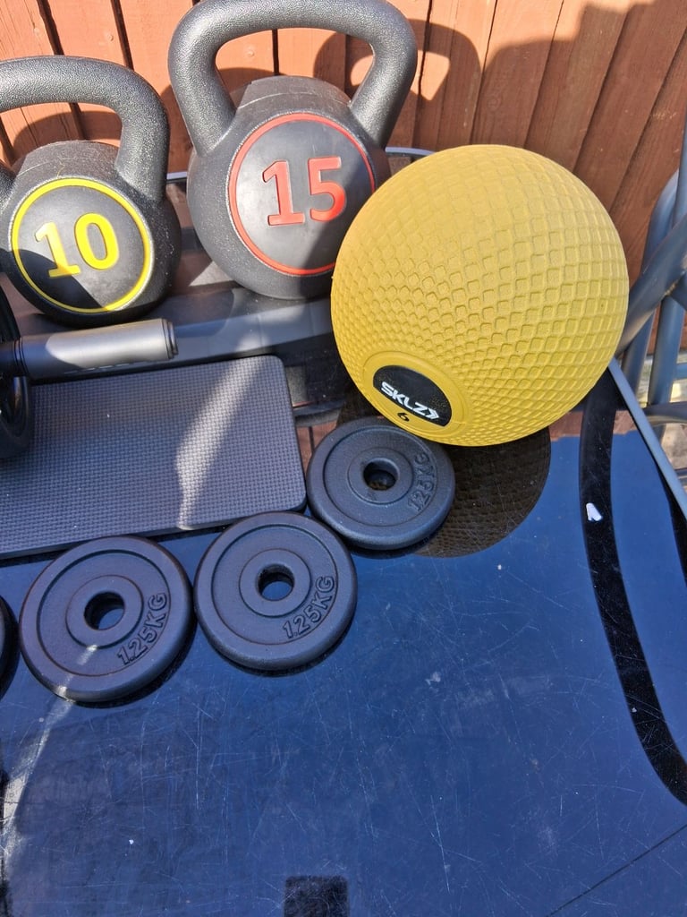 Mix of weights and kettle bells