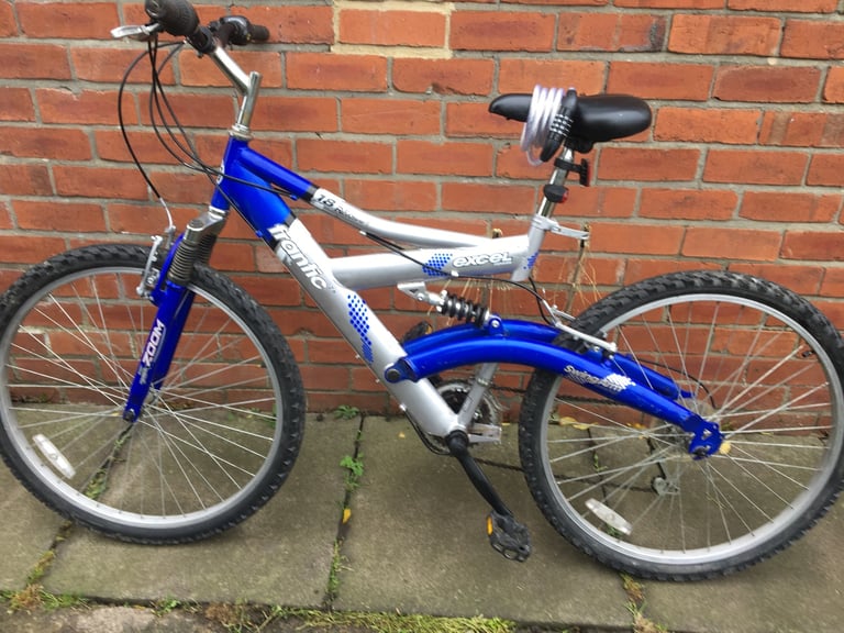 image for Adults Excel Good Condition Fully Working 26” Wheels 18” Frame 18 Gears New Lights&Lock £30