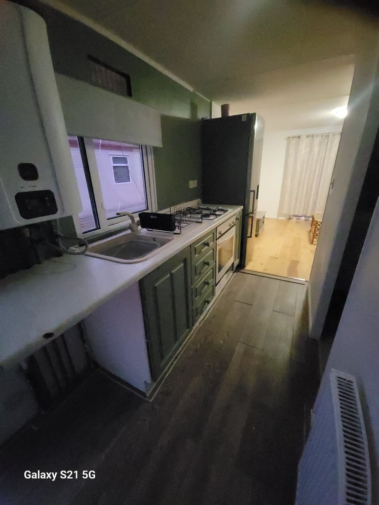 2 bedroom static caravan to rent 