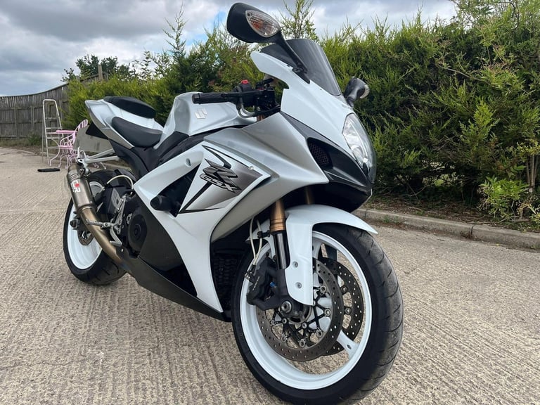 2008 08 SUZUKI GSXR 1000 K8 GSXR1000 SUPER SPORT SILVER  WHITE 19k MILES