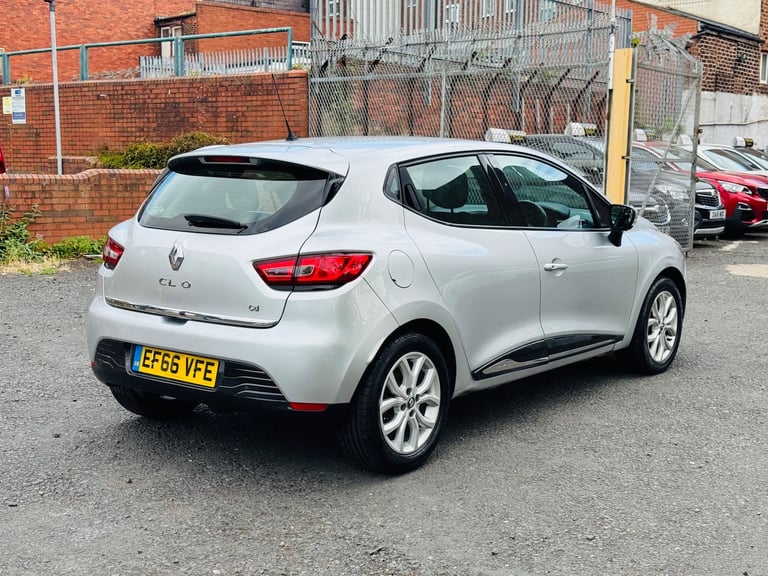 2016 Renault Clio DYNAMIQUE NAV DCI 5-Door Diesel
