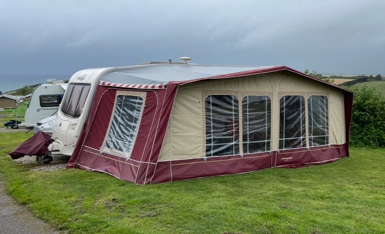 Caravan Awning Harrison Royal 1000