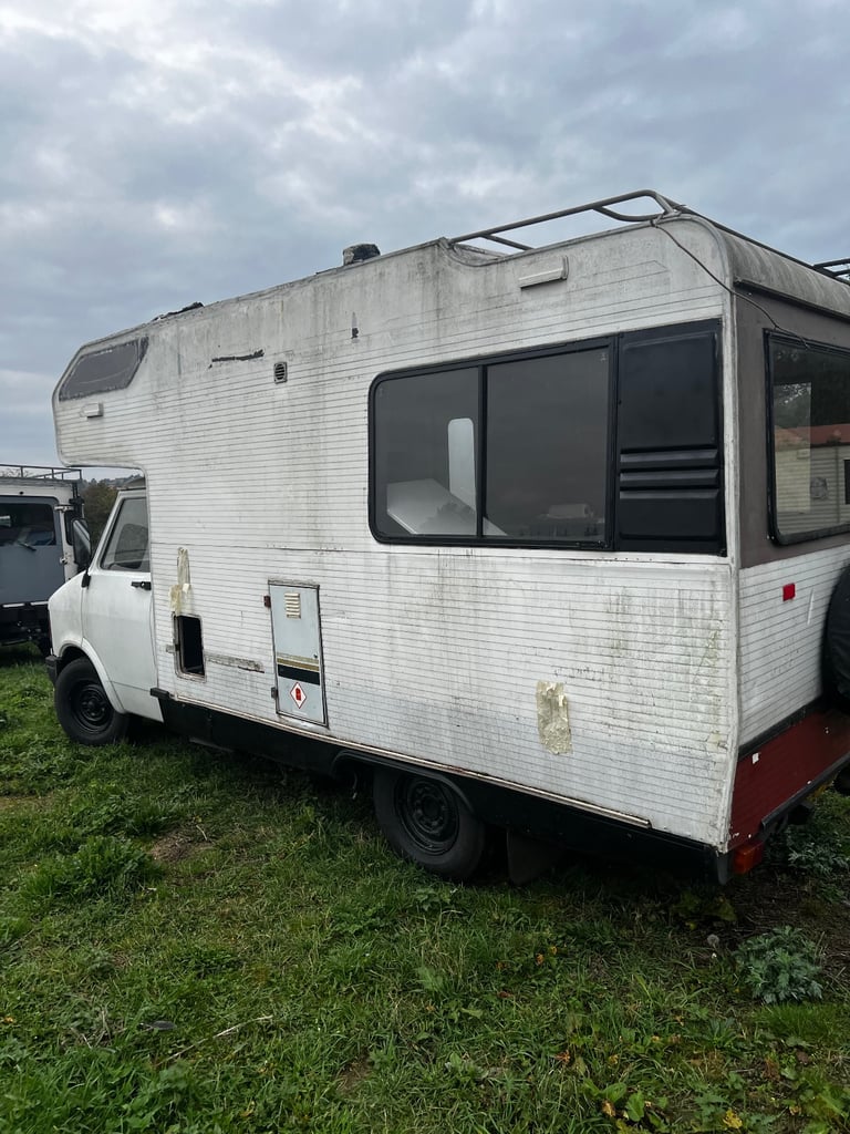 Bedford, 1990, 2279 (cc)