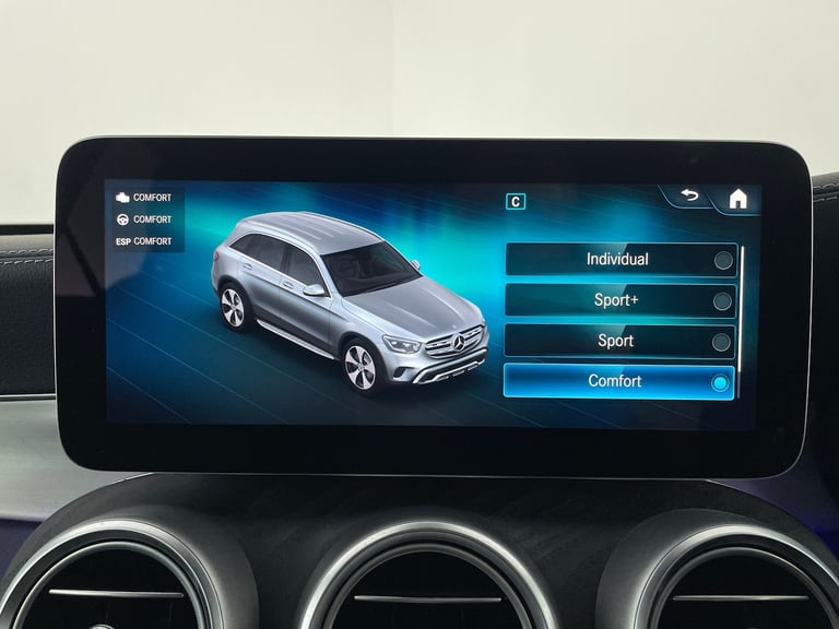 2022 Mercedes-Benz GLC 2.0 GLC300d AMG Line (Premium) SUV 5dr Diesel G-Tronic+ 4MATIC Euro 6 (s/s...