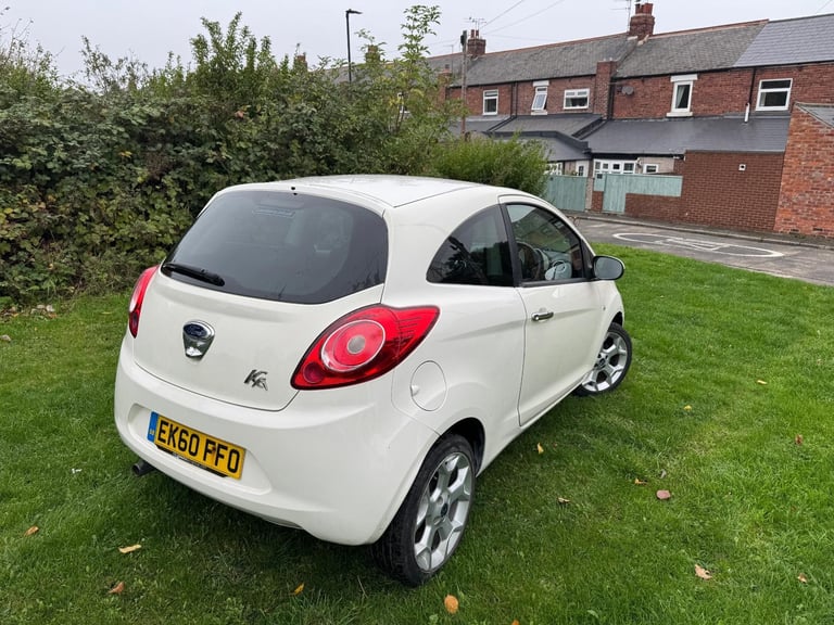 2910 Ford Ka 1.25 Titanium 3Dr Hatch 1883
