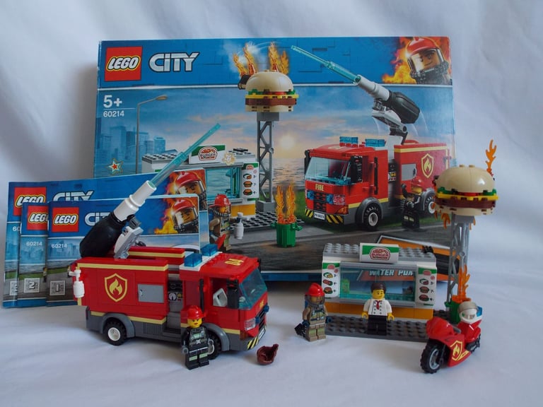 image for LEGO CITY 60214 Burger Bar Fire Rescue Boxed and 100% Complete RETIRED SET