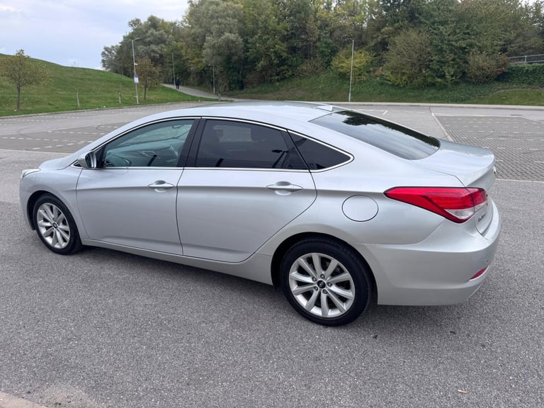 2013 Hyundai i40 1.7 CRDi Style Auto Euro 5 4dr SALOON Diesel Automatic