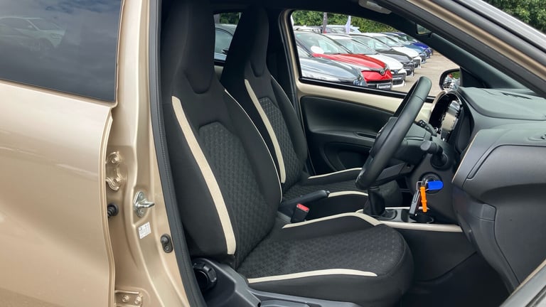 2022 Toyota Aygo X 1.0 VVT-i Edge 5dr Petrol Hatchback Hatchback Petrol Manual