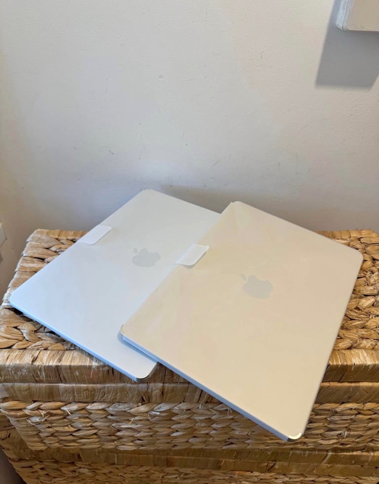 image for Apple MacBook Air 13 Inch M4 16GB RAM 256GB