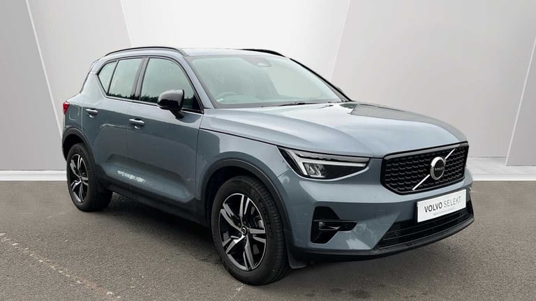 2022 Volvo XC40 2.0 B3P Plus Dark 5dr Auto SUV Petrol Automatic