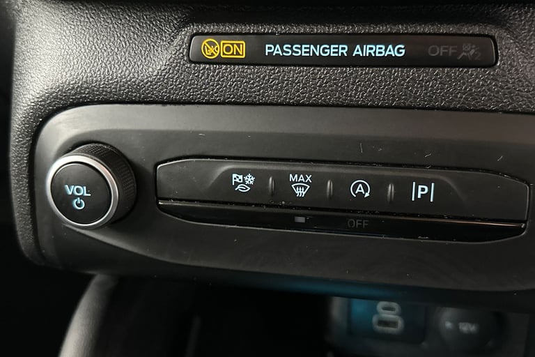 2023 Ford Focus 203483 Hatchback Petrol Manual